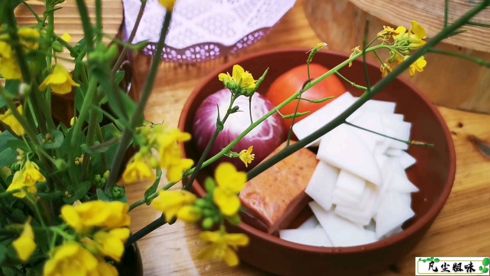 自制的辣白菜炒年糕,料足味道好
