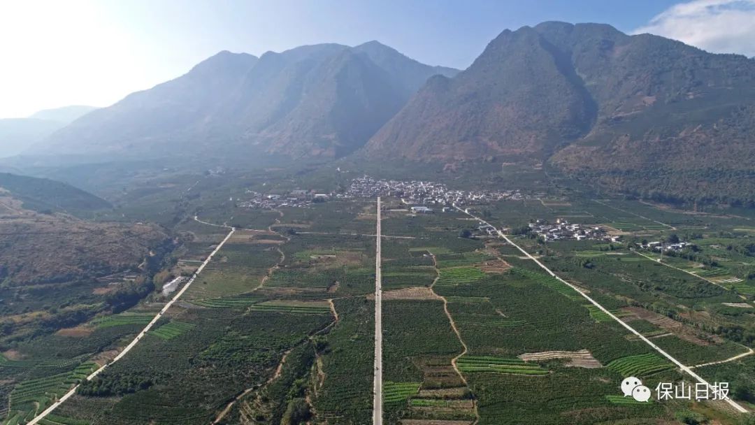 「乡村振兴」多频共振,潞江镇舞动乡村振兴翅膀