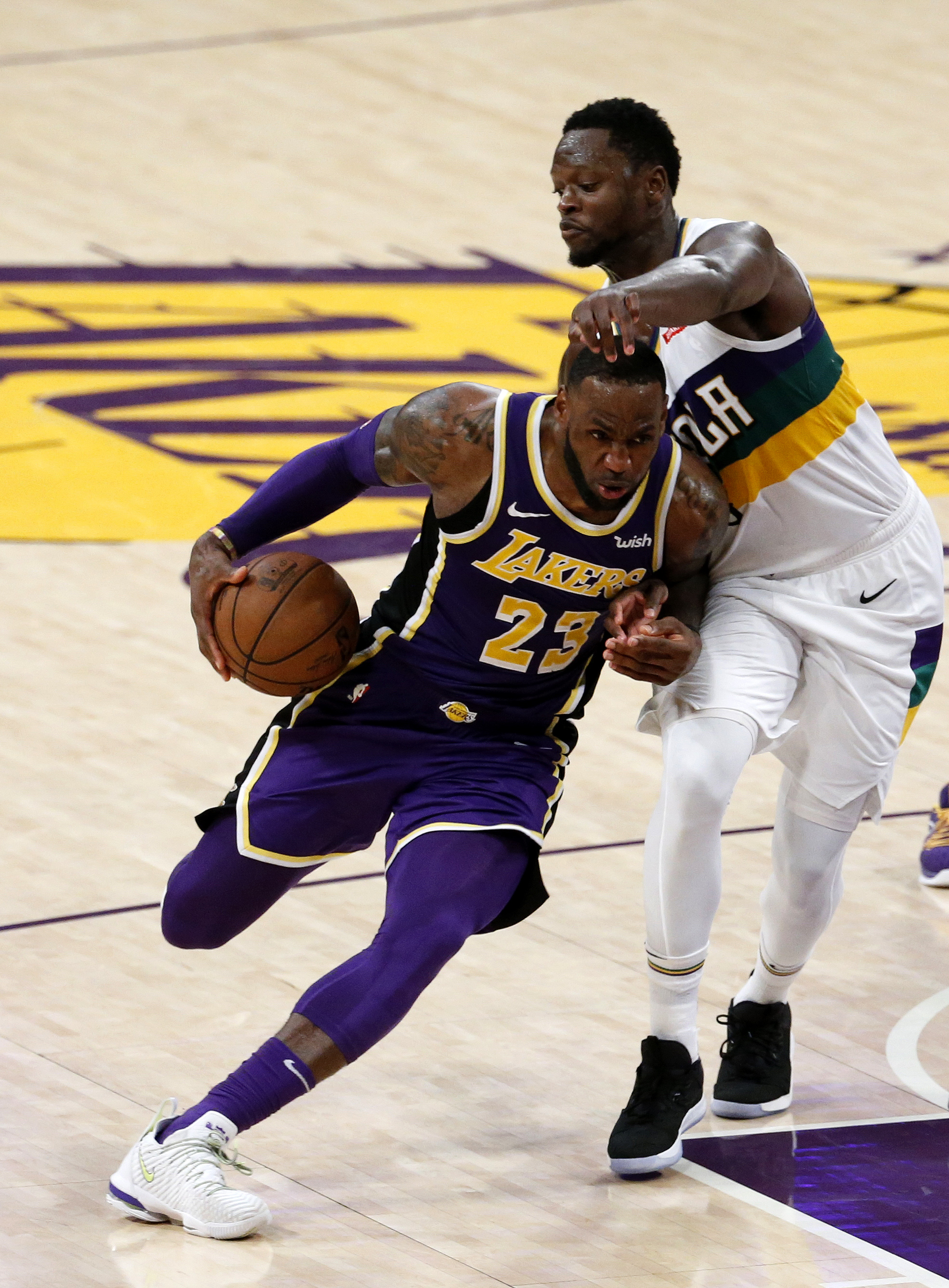 nba常规赛:湖人胜鹈鹕