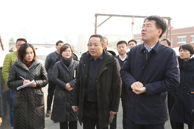 渭南经开区管委会主任王小平调研检查经济普查入户登记工作