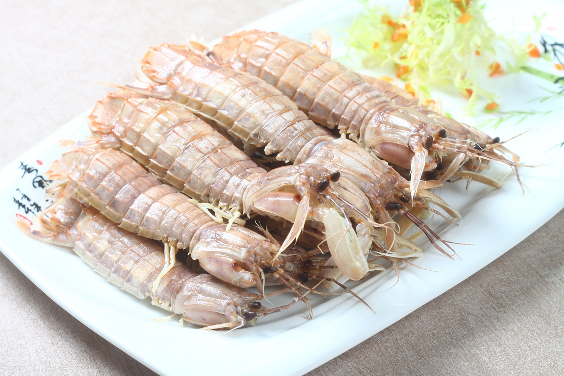 牛奶和虾爬子可以一起吃吗	虾爬子一般指皮皮虾.