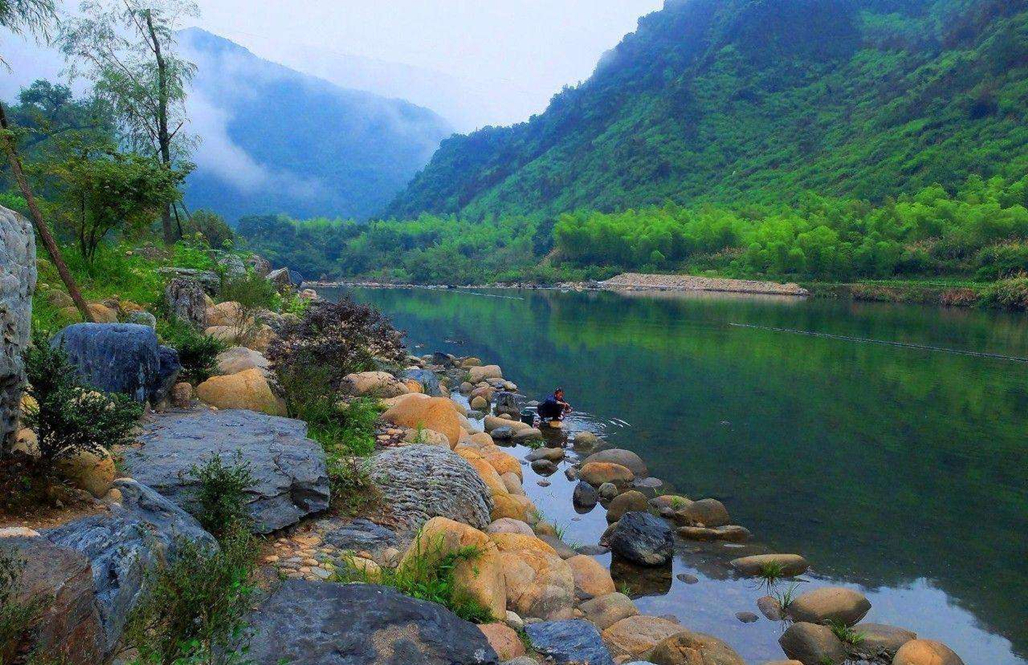 这条河的原名叫云溪河,关于这条河的历史,还可以追溯到南北朝时期