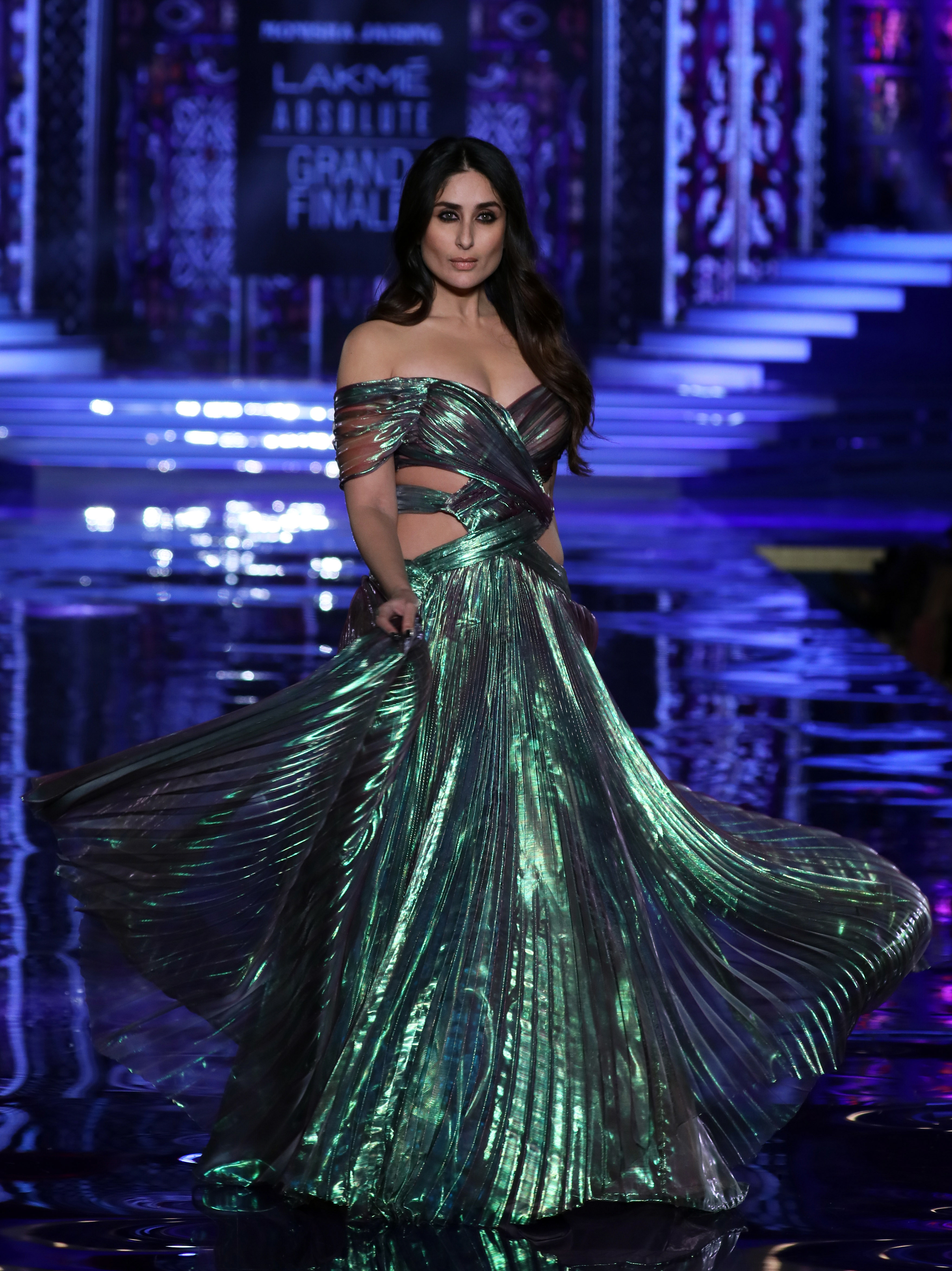 印度拉克美时装周——设计师莫妮莎·贾伊辛作品时装秀(22)