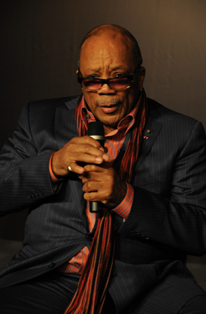 音乐家昆西·琼斯传记