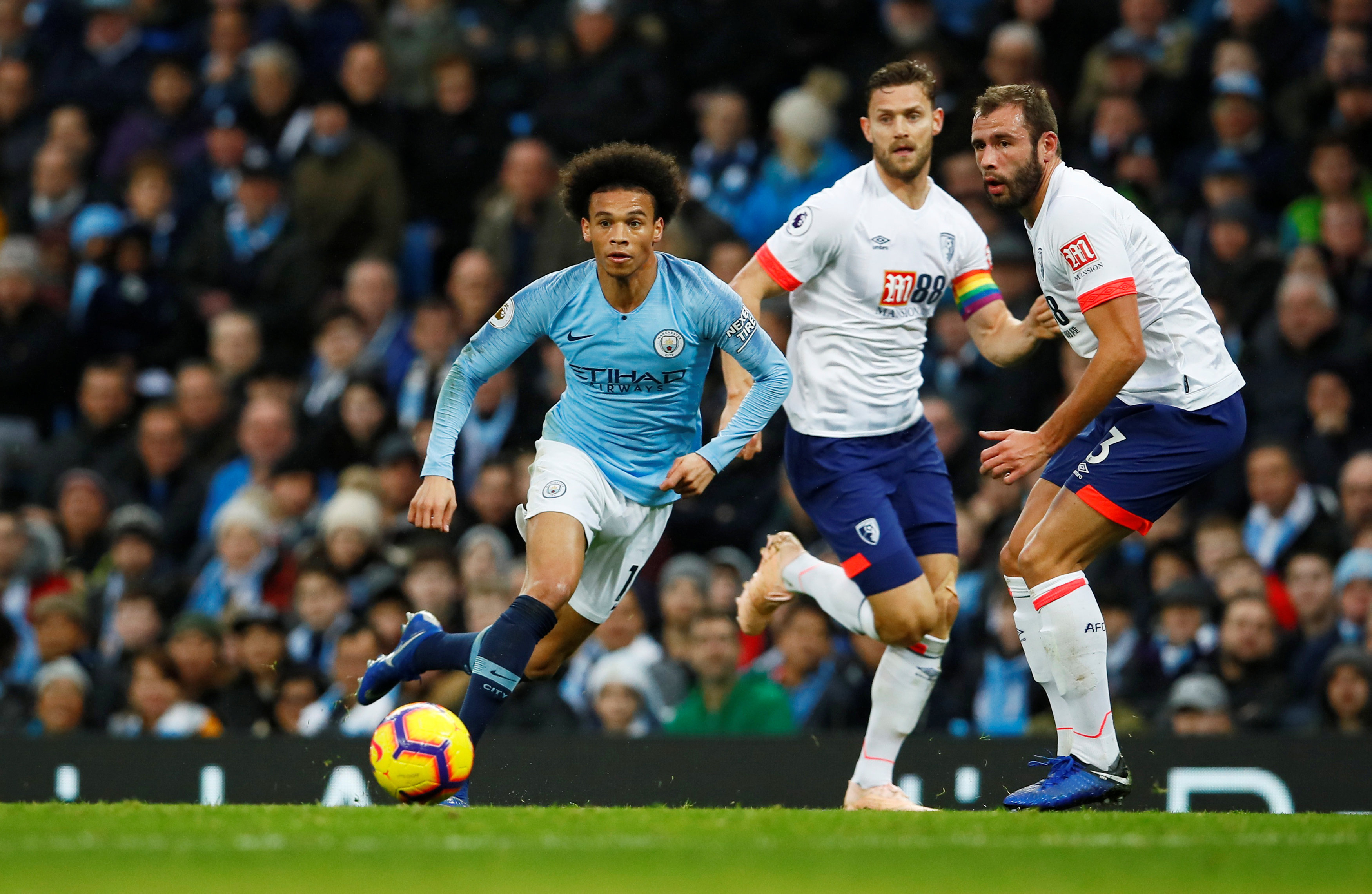 足球——英超联赛:曼城胜伯恩茅斯(2)