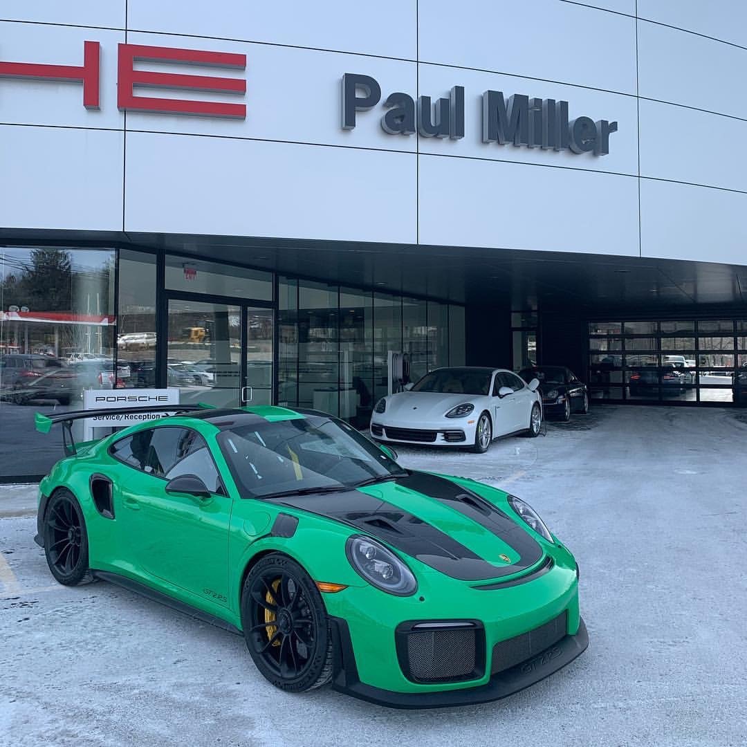 蛙王保时捷911gt2rs