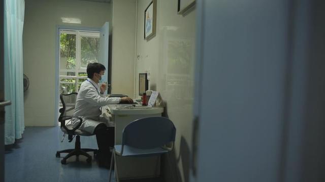 庚子英雄|徐翼:患儿离开家人隔离治疗,要治病也要治心