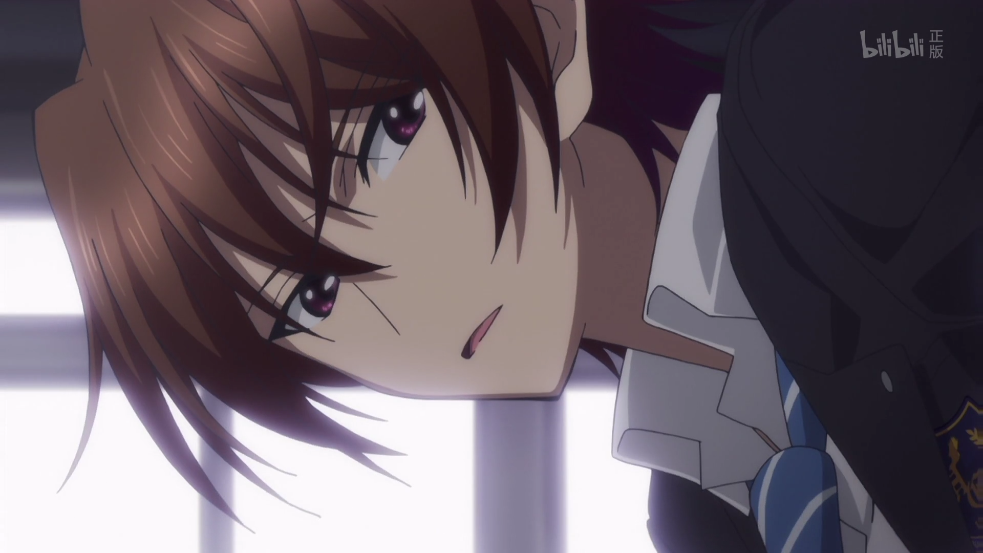 饭冢武也是动漫中社团干部的幸运儿,木原纺搞研究考了大学仍孤独