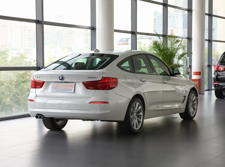 舒适性非常好的宝马3系gt320i 时尚型