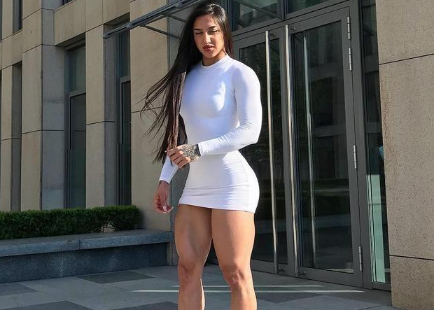 健身狂人女汉子,打造强大肌肉,健硕身材令无数男性羡慕不已