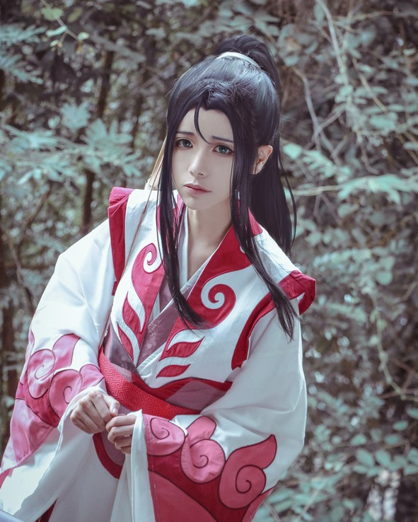 魔道祖师温宁cosplay,小天使和鬼将军,哪一个是你的菜?