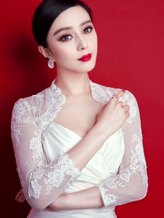 娱乐圈的4大低学历明星,赵丽颖上榜,最后一位小学都没毕业