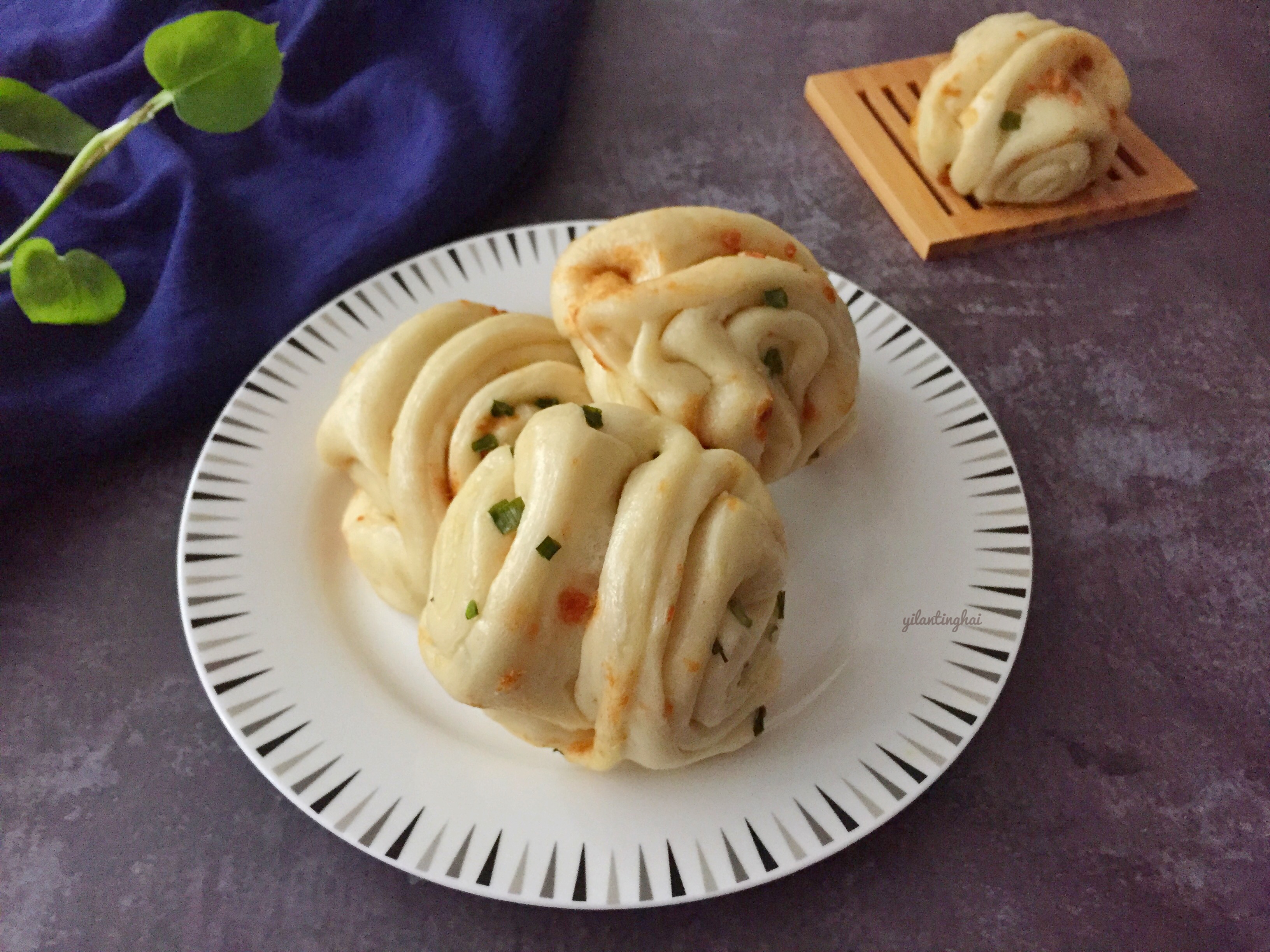 这面食没想到随手一卷,味道这么好,孩子越吃越上瘾!