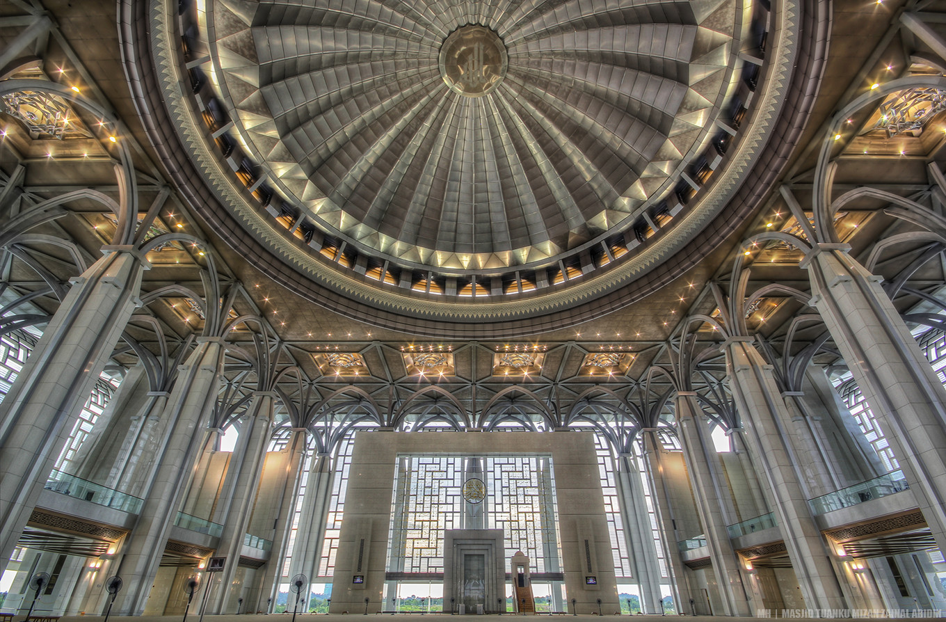 布城   钢铁清真寺