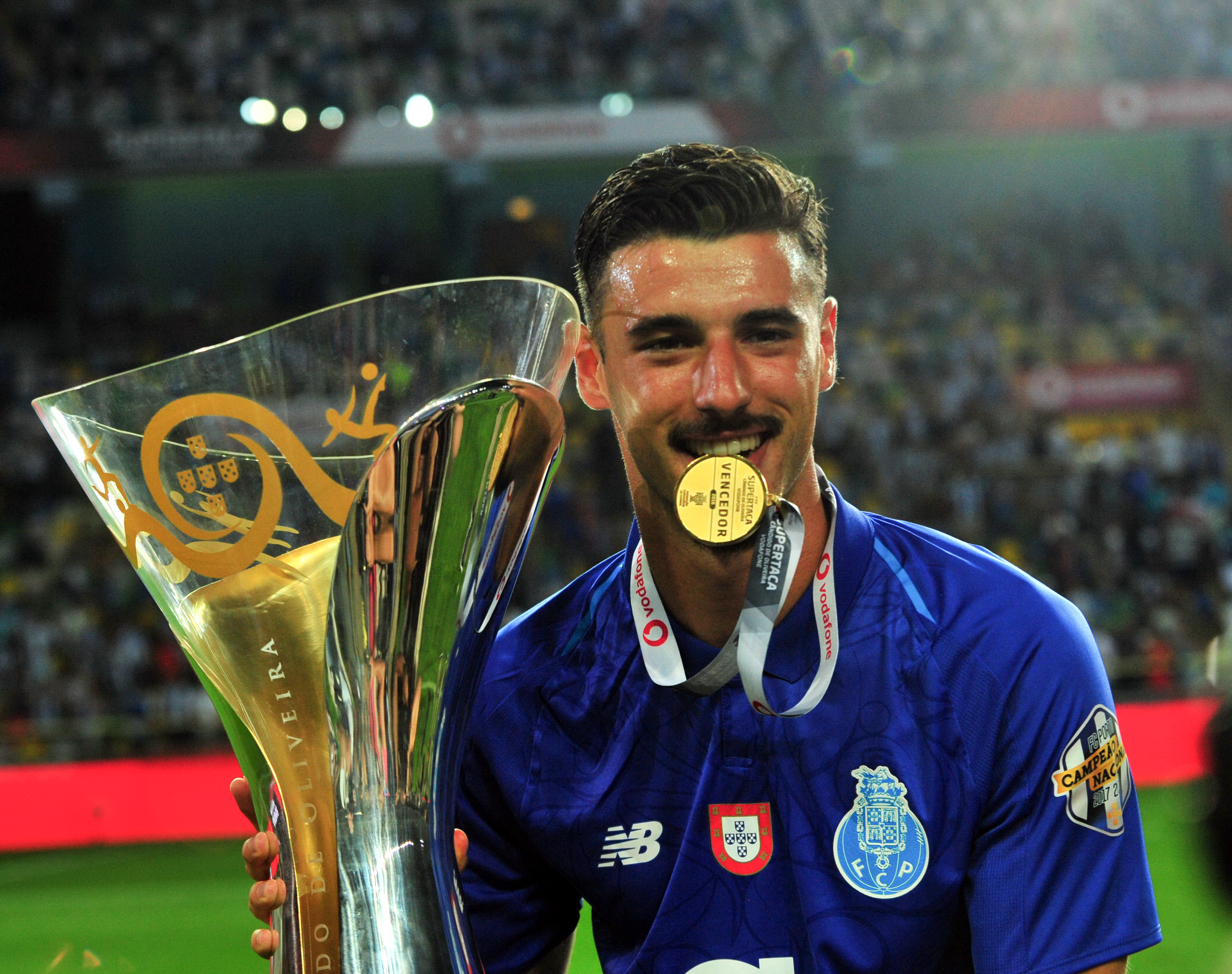 足球——葡萄牙超级杯:波尔图胜阿维斯夺冠(12)