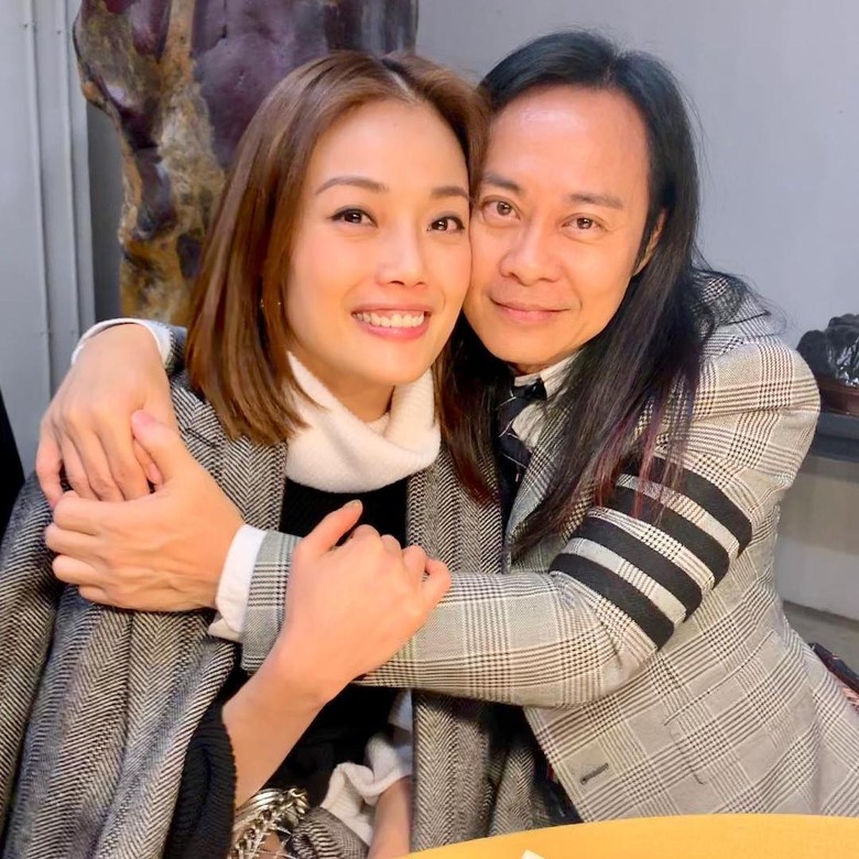 草蜢成员蔡一智54岁生日,群星到贺