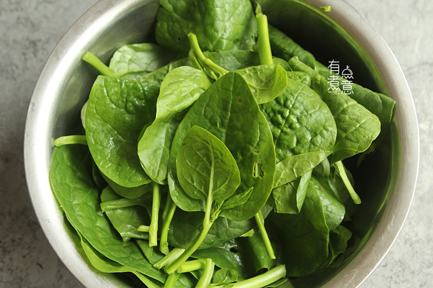 广东人爱用这菜做汤,滑肠润燥,清淡不肥腻,不放肉也鲜甜可口