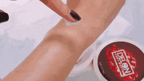 戚薇美白身体乳有用吗(戚薇吃的美白丸是什么牌子)