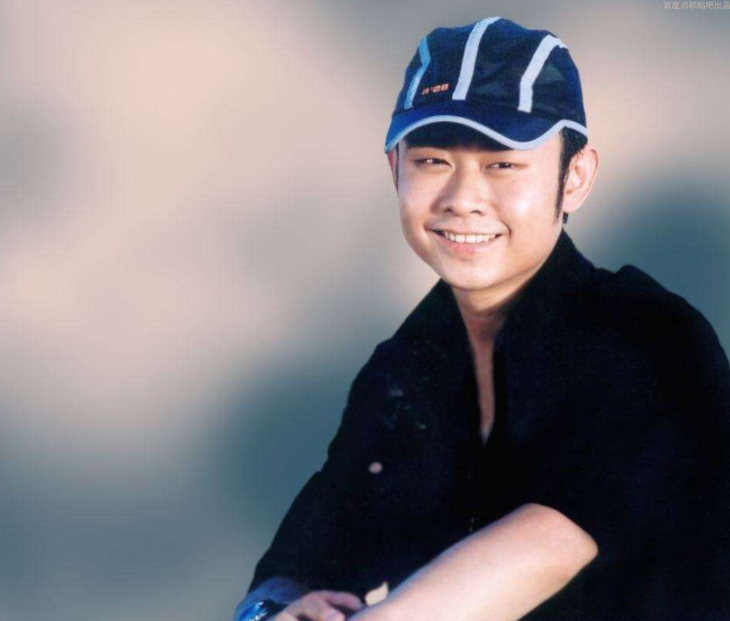 电竞女神"miss"的叔叔是歌手刀郎?俩人竟然还有亲戚关系!