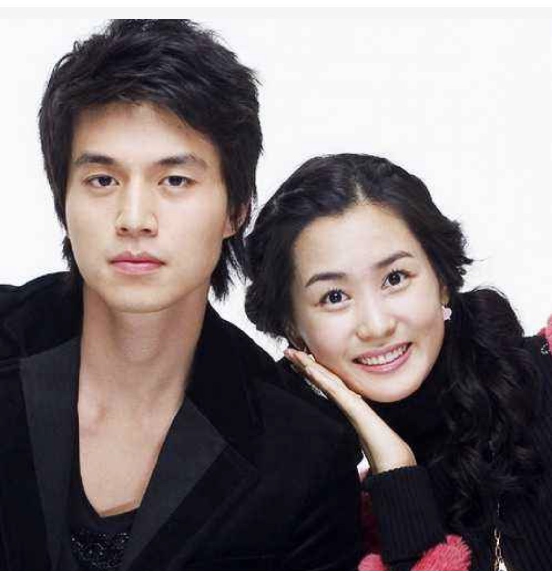 还记得《我的女孩》中的薛功灿吗?岁月似乎从他身上溜走了!