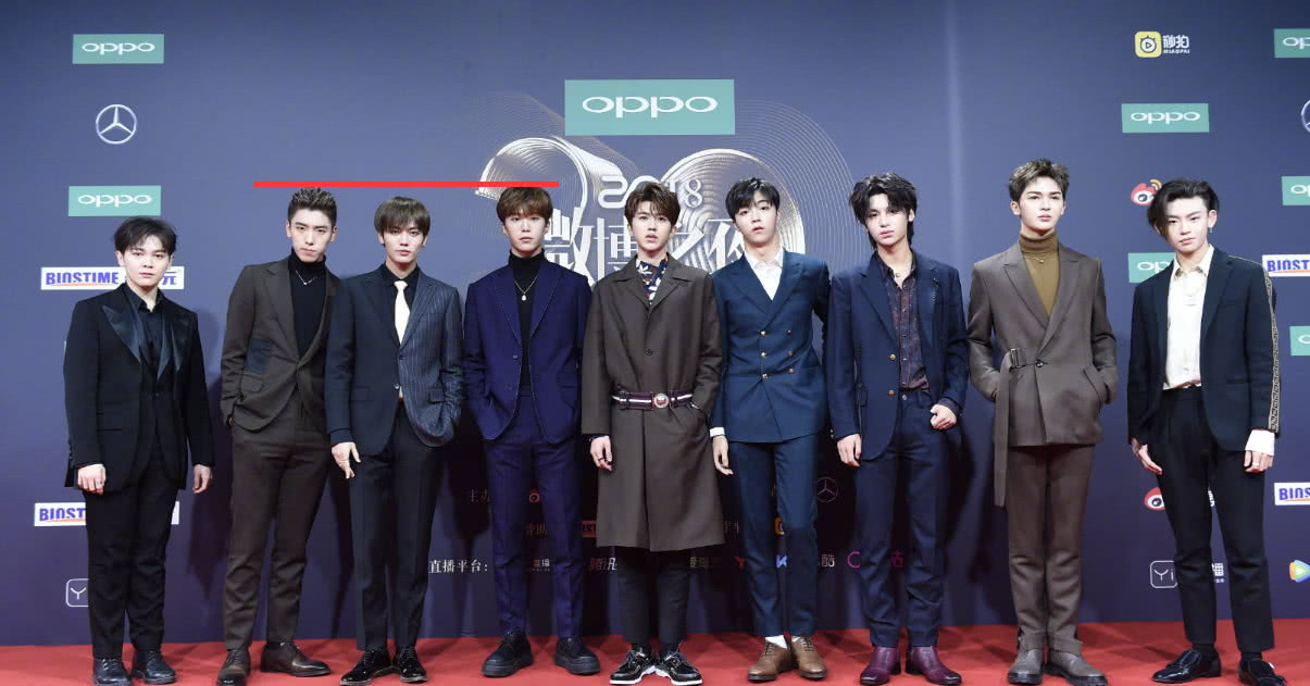 百分之九男团合体照,9位成员的身高成亮点,网友:心疼小鬼长靖