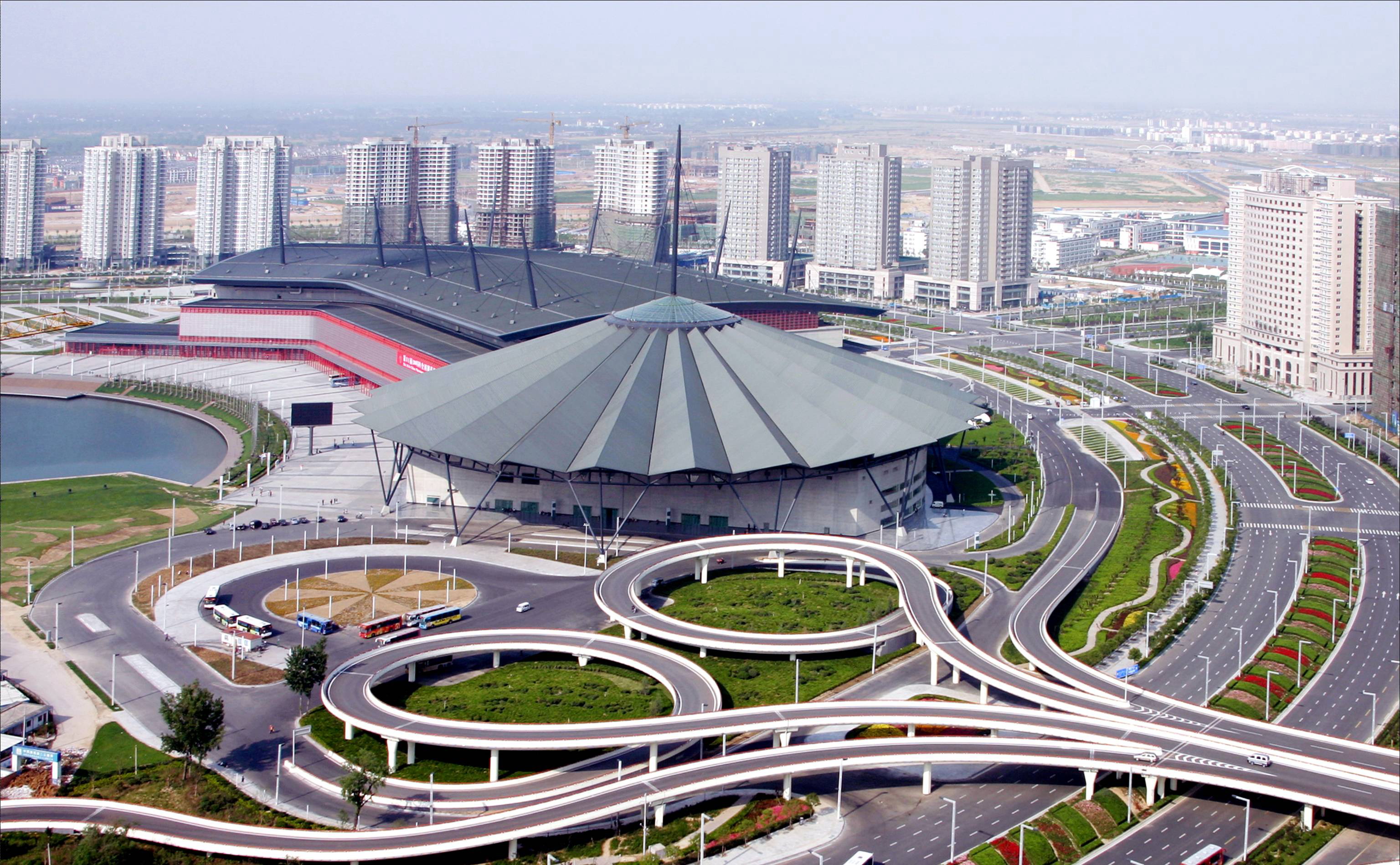 中国中部崛起最快的城市,不是武汉,长沙,是郑州和这座二线城市