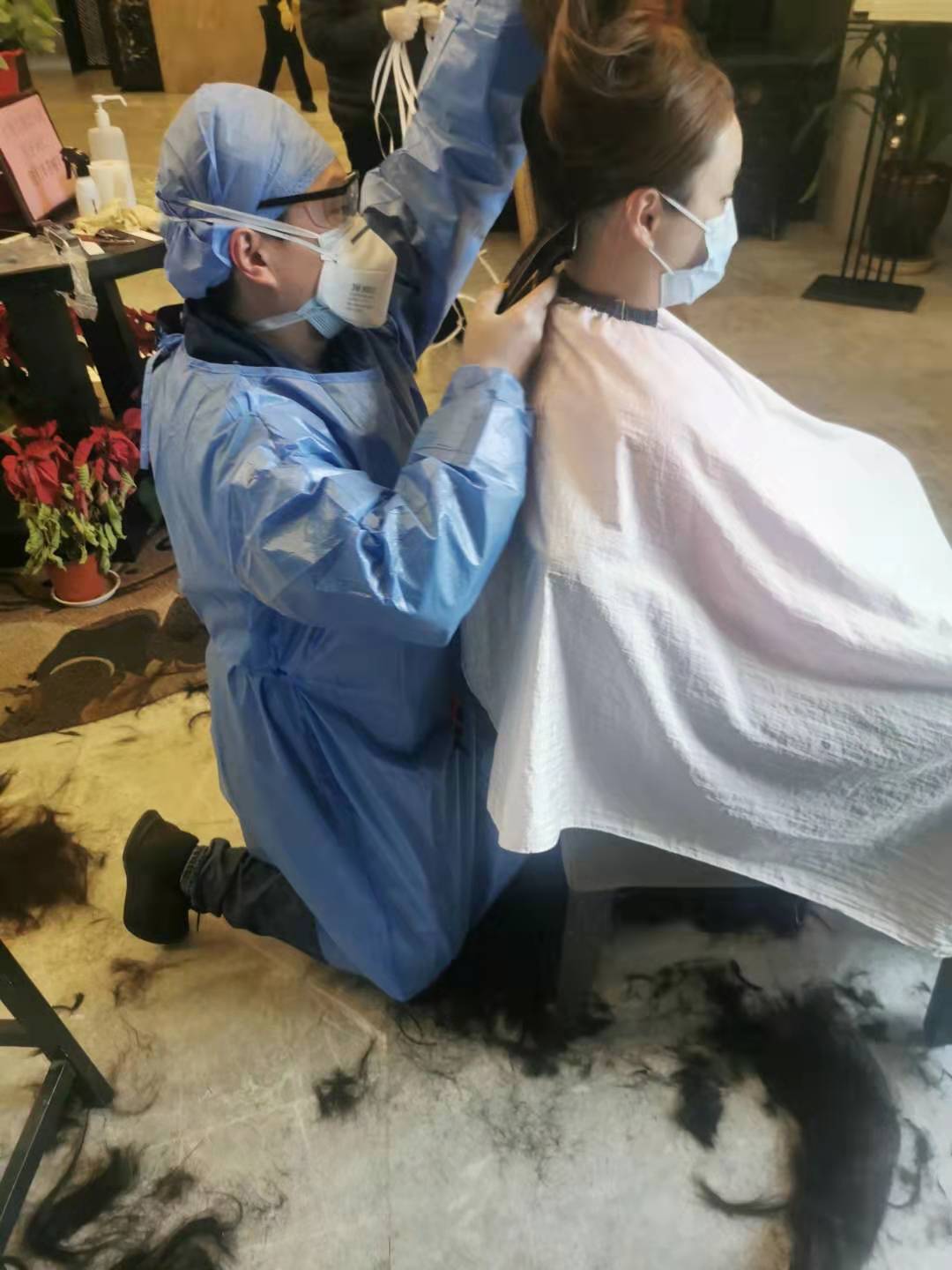 一起往前冲一起战斗一起回家