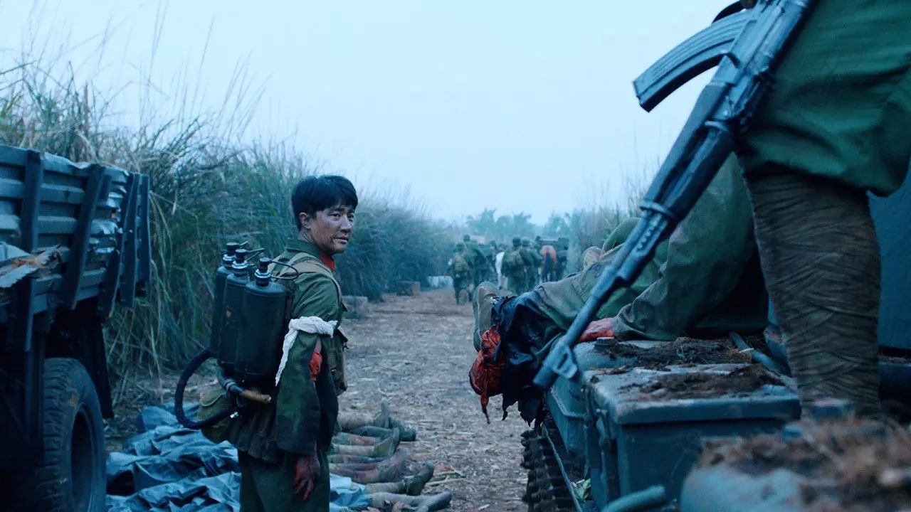 《芳华》刘峰成"老好人",与陈灿境遇相比有何不同,为何会这样