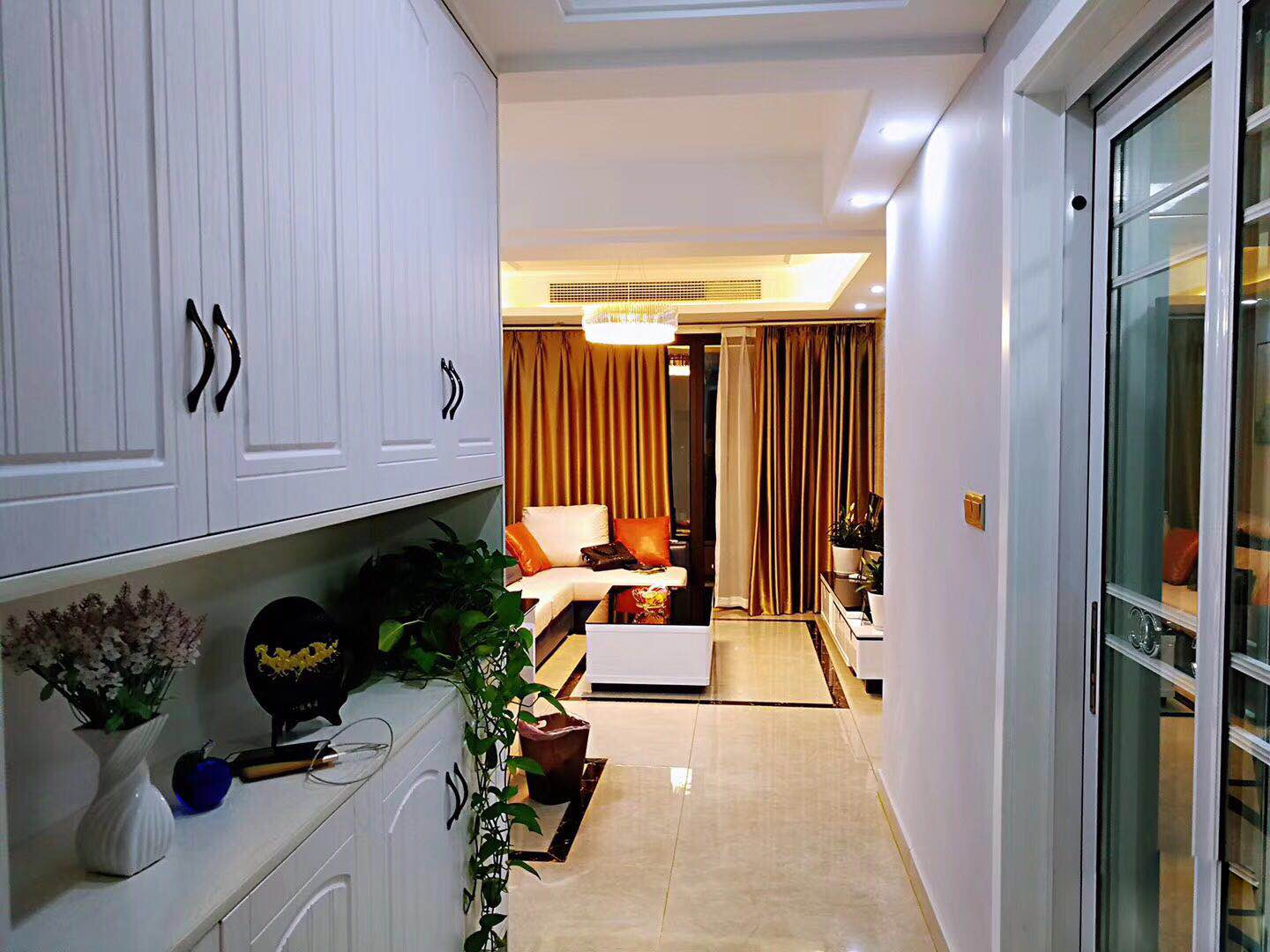 90平新房装修完工,客厅和餐厅太漂亮了,朋友参观都羡慕!晒晒