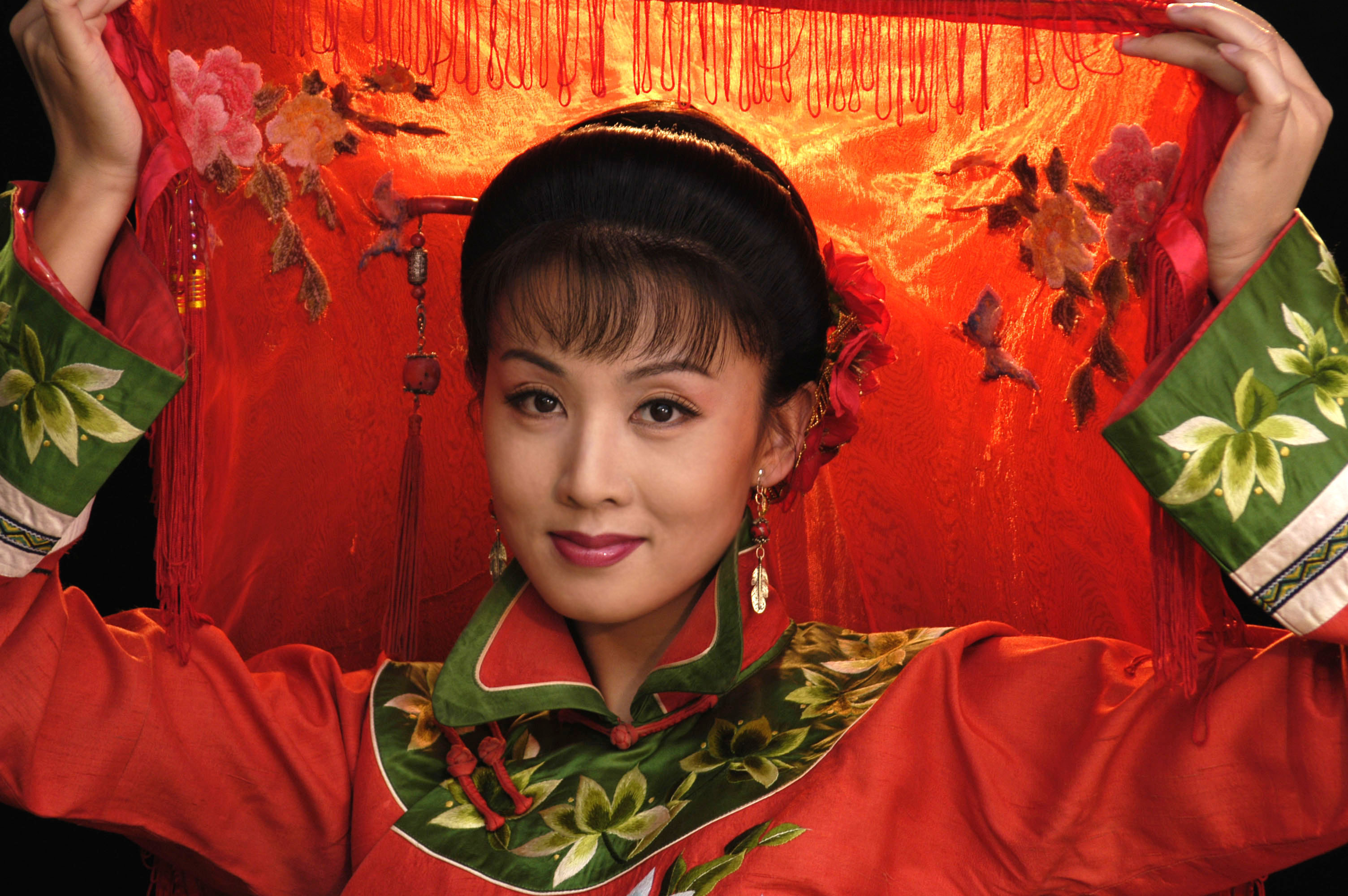 韩再芬领衔主演黄梅戏《徽州女人》再登国家大剧院舞台