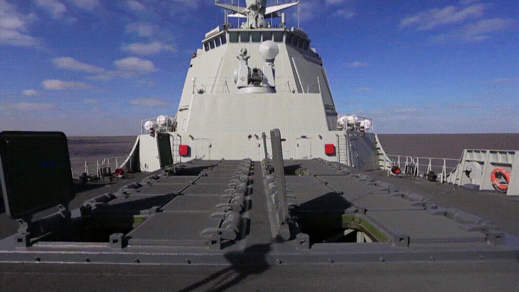 052d导弹驱逐舰防空图片