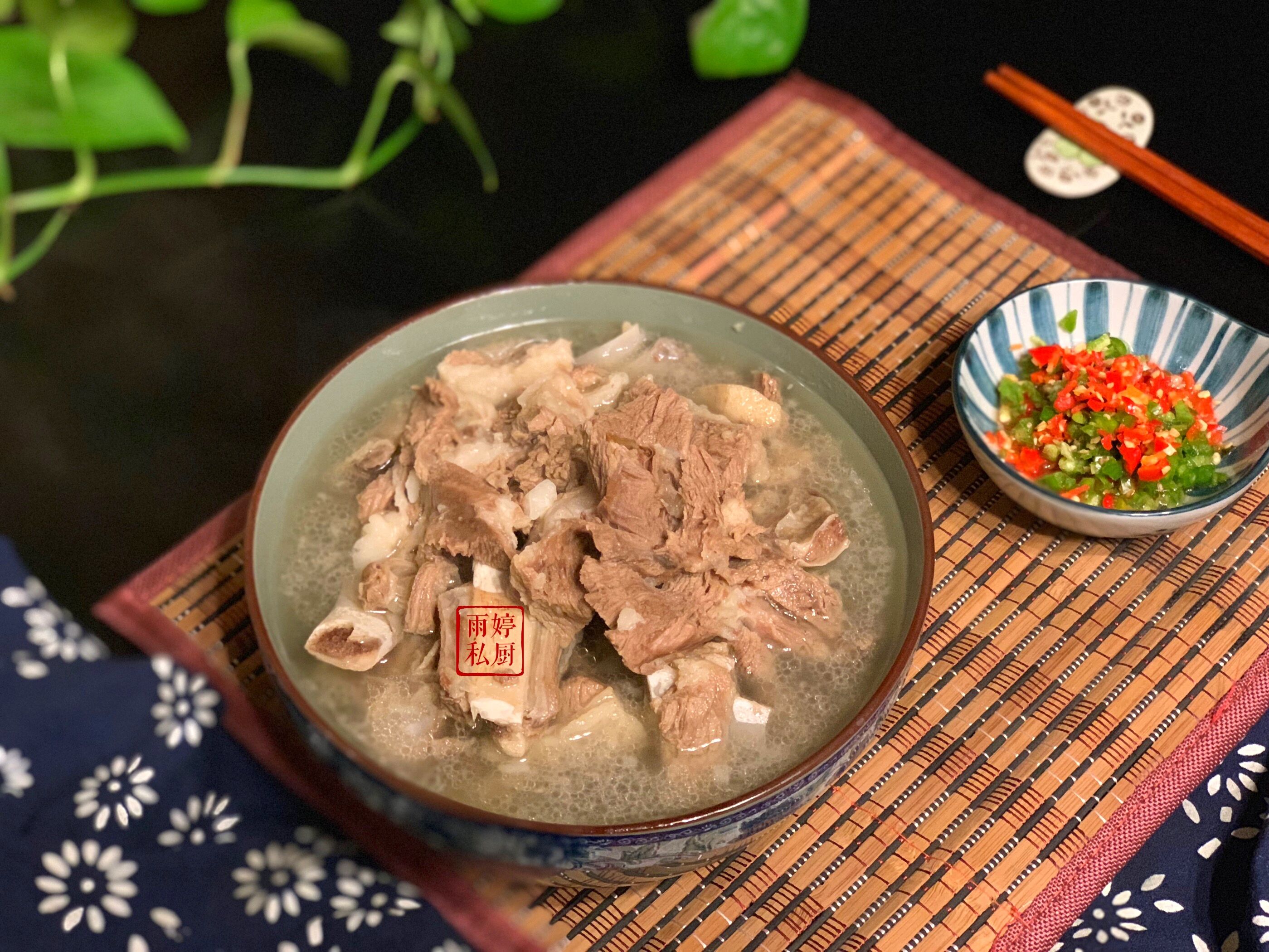 冬至就喝羊肉汤!3个小妙招,羊汤不腥抢着喝,自己在家轻松做