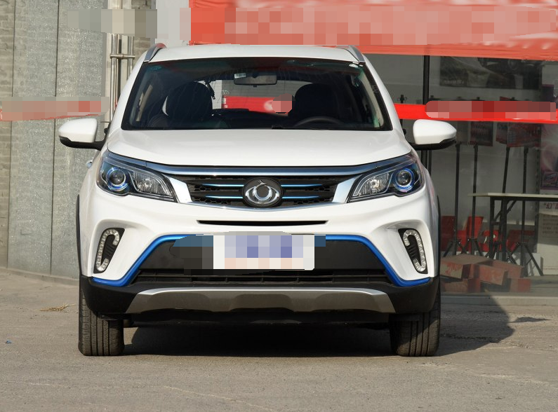 康迪电动汽车集团-全球鹰ex3,设计的非常超现代,给人一种高级感