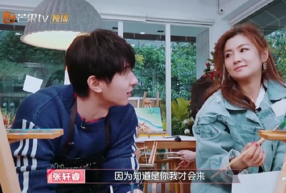 "小奶狗"张轩睿八块腹肌收割万千少女的心,网友:看到了郑元畅