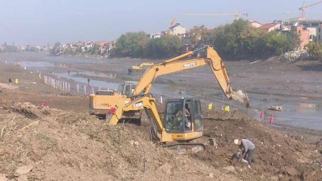 总投资2亿元 洪湖"一河两岸"二期工程火热施工