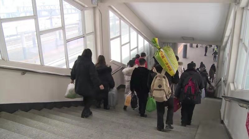 「关注」四平站春运期间加开临时旅客列车55列