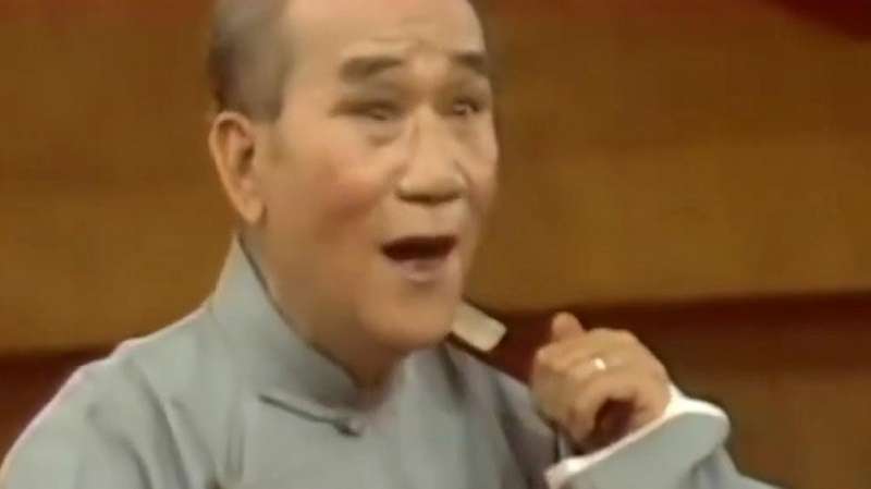 重温大师侯宝林经典相声《改行》,卖个菜搞得唱戏一样,太搞笑了,娱乐,相声小品,好看视频