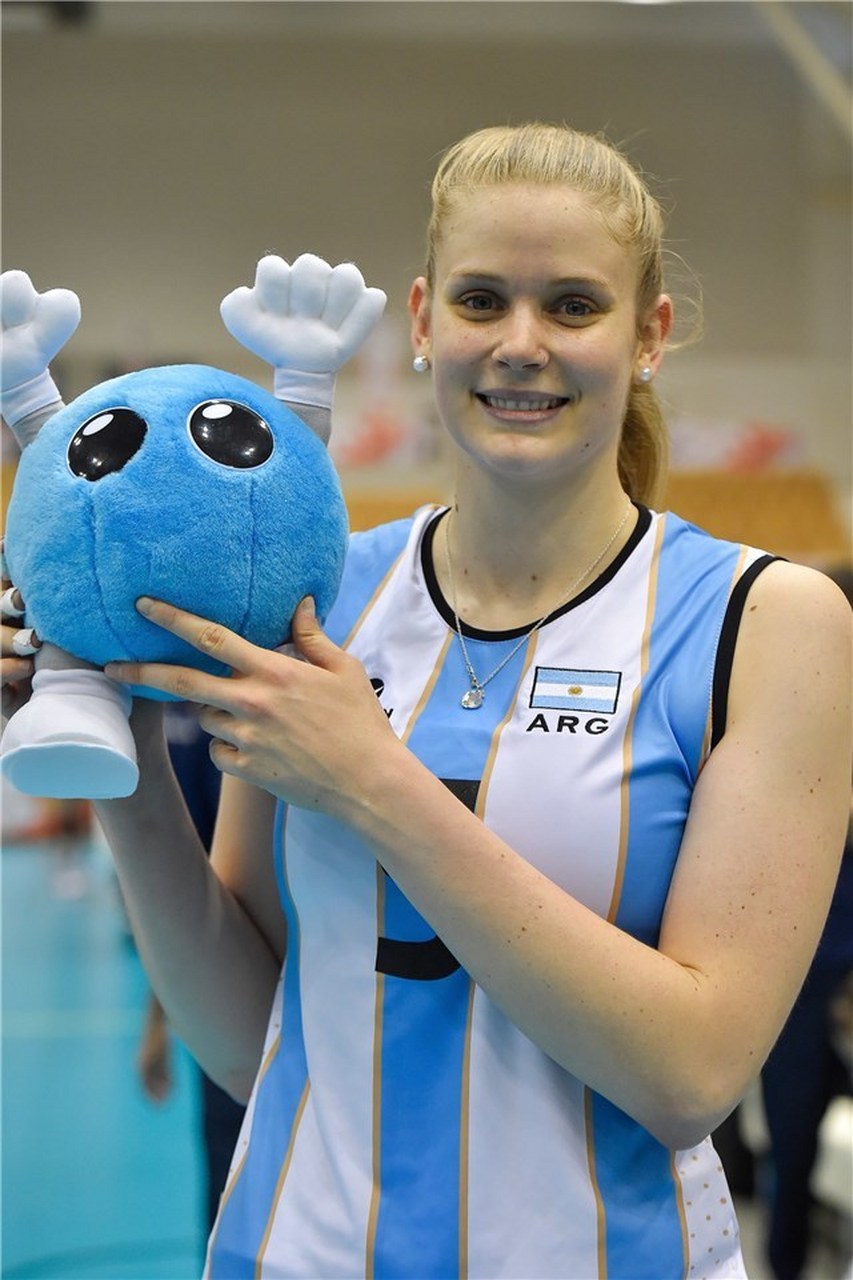 遇见美好# 阿根廷女排是世界杯上的传统鱼腩球队,虽然她们对中国女 