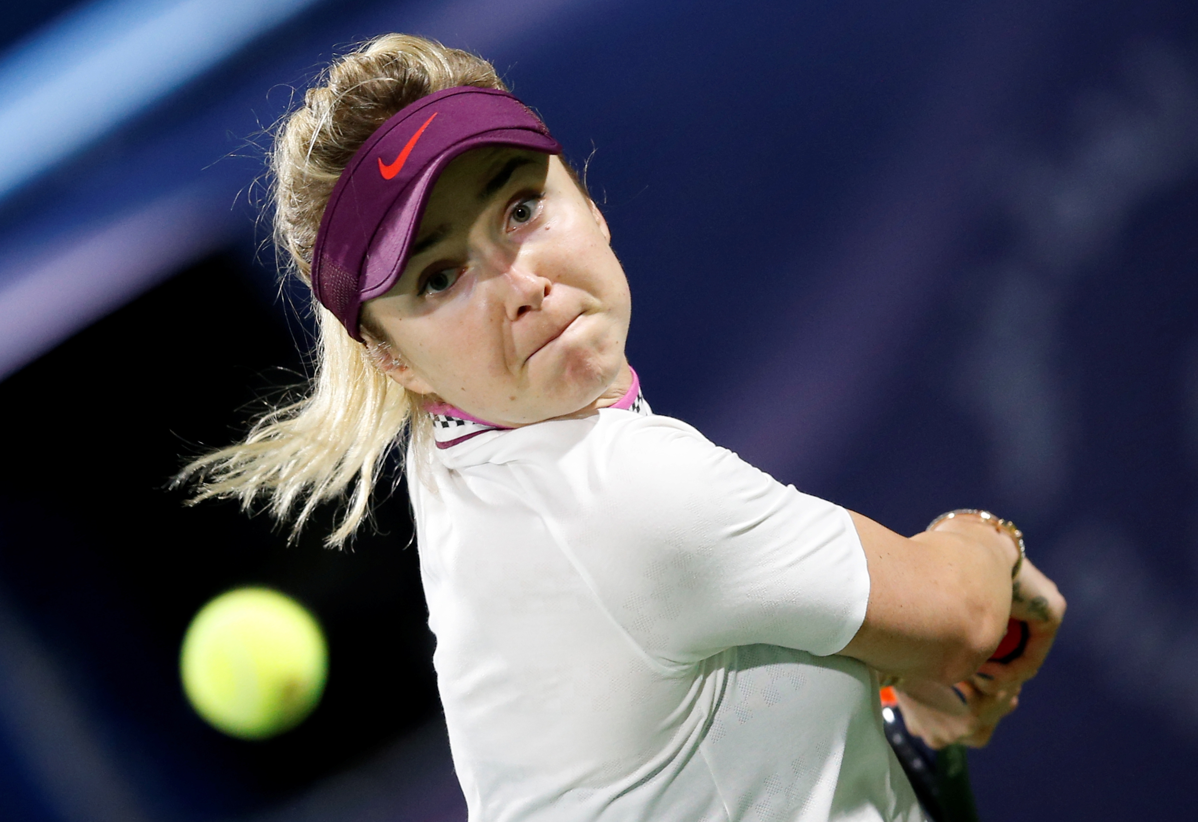 网球——迪拜锦标赛:斯维托丽娜晋级半决赛