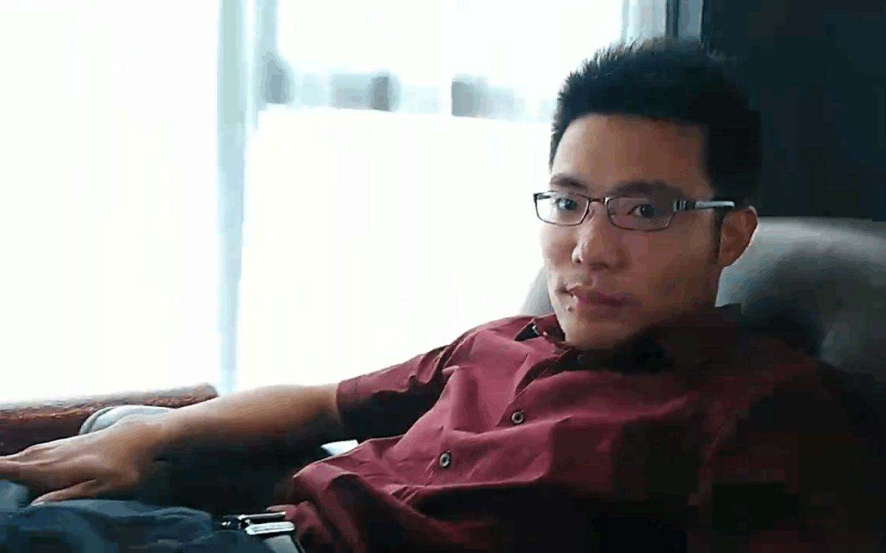 大司马真的变成马老师了,电子竞技课本上马老师居然是编审委员