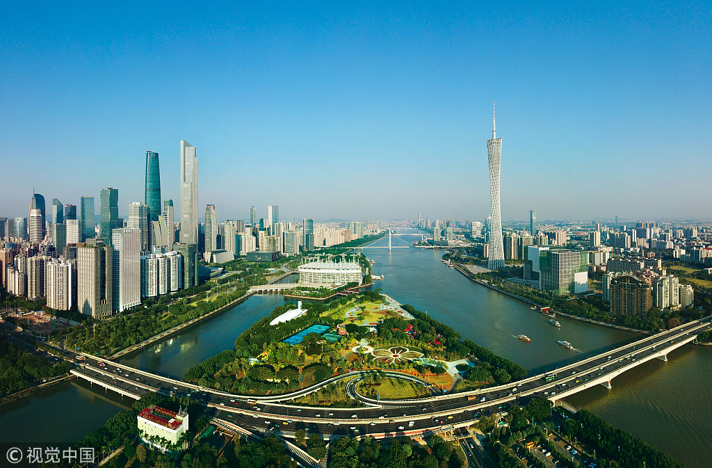 航拍广州珠江新城和广州塔等珠江两岸城市景观