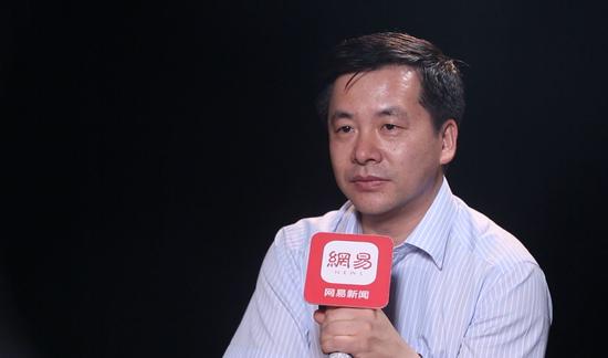 黄剑辉:向富人豪宅收房地产税