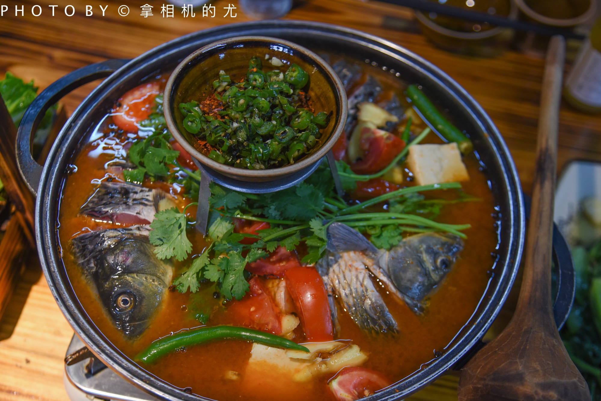 揭秘西江苗寨正宗酸汤鱼