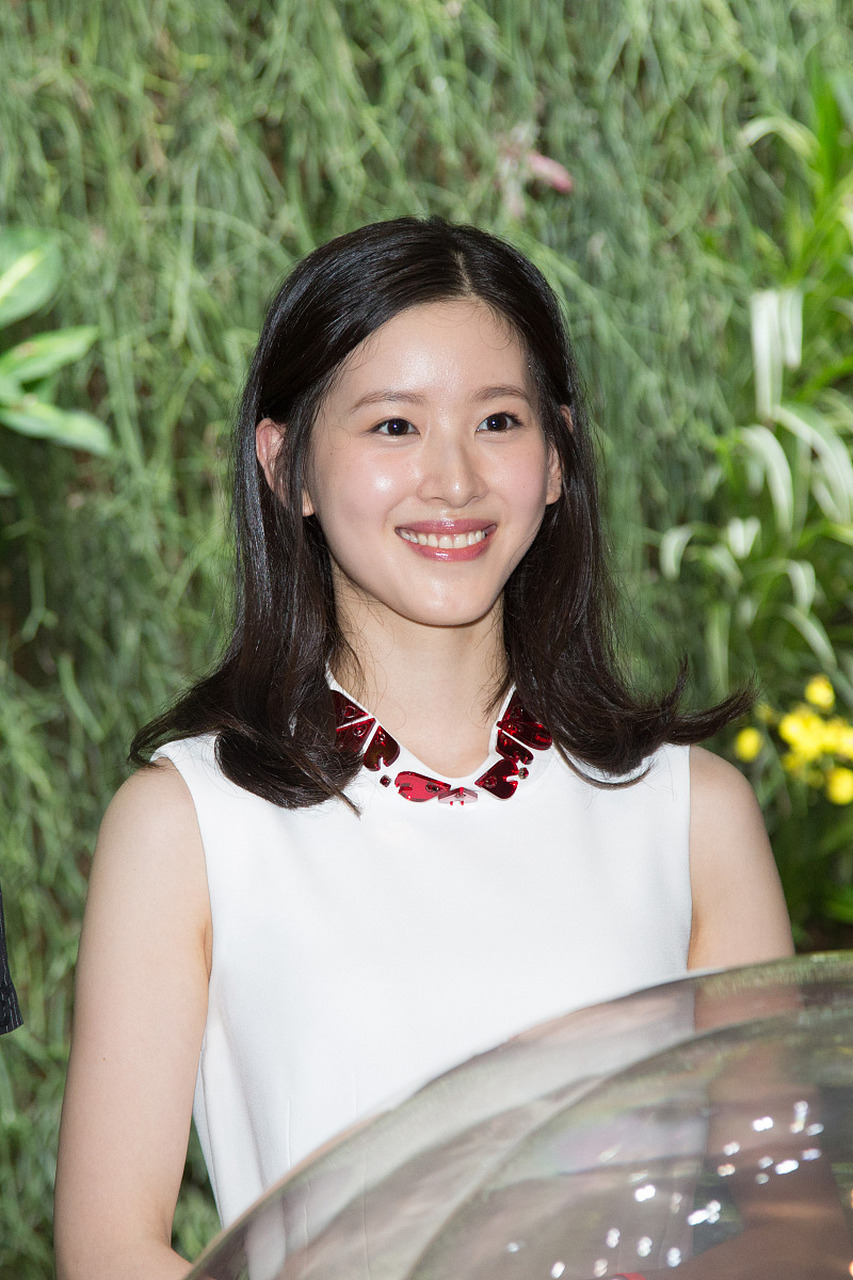 最近,你可能听说了刘强东和章泽天夫妇移民美国并买下了过亿美金的