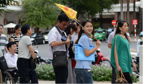 外国游客发问:越南能成为下一个中国吗?一位越南导游说出了实话