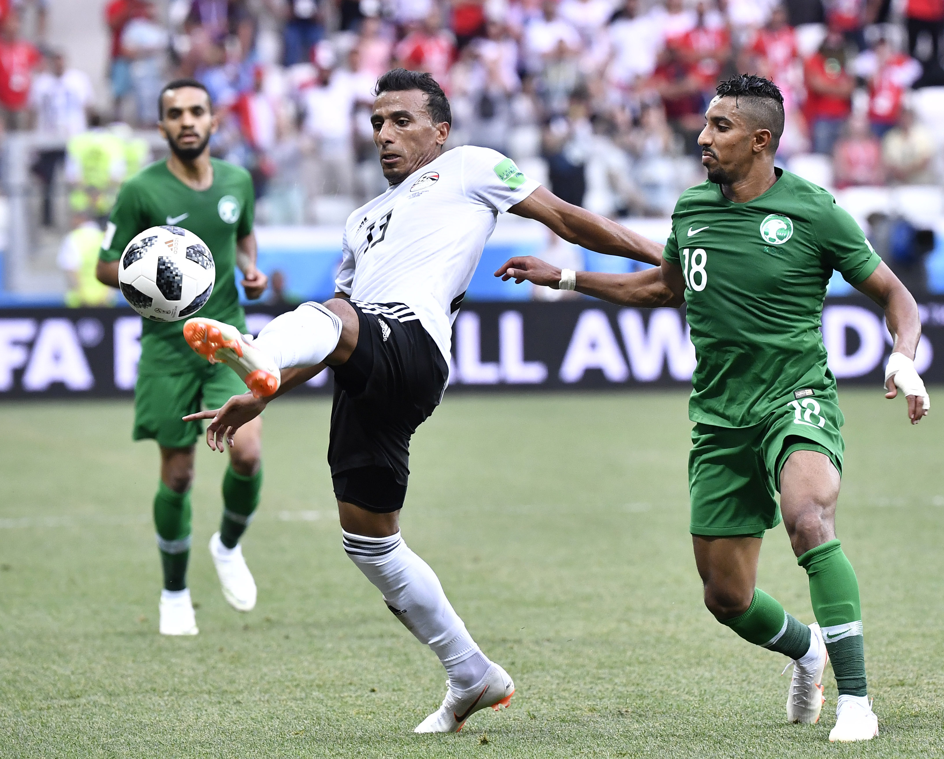 足球——a组:沙特阿拉伯队胜埃及队(23)