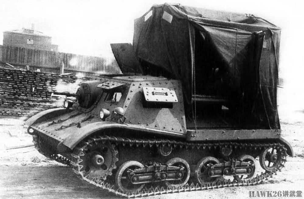 二战苏联半履带车图片