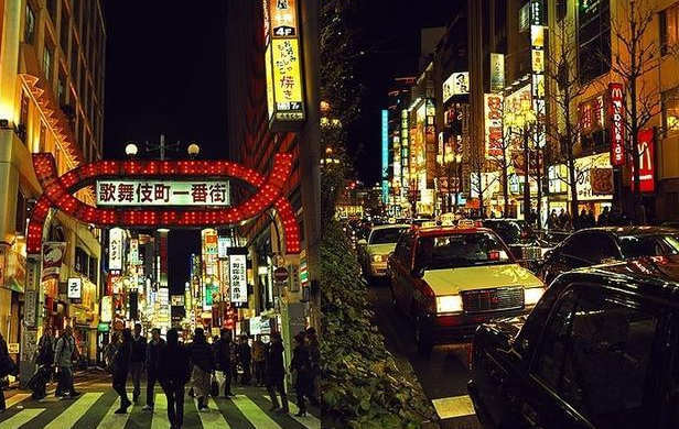 中国都市,有南京北京,怎么不见东京西京?