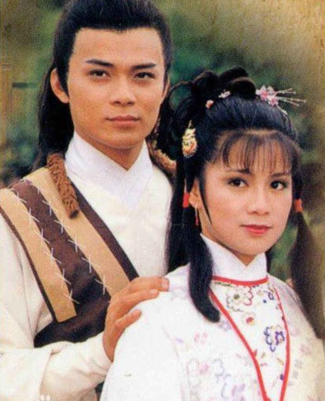 为妻子绝迹娱乐场,黄日华2字回应爱妻病情,希望借女儿婚事冲喜