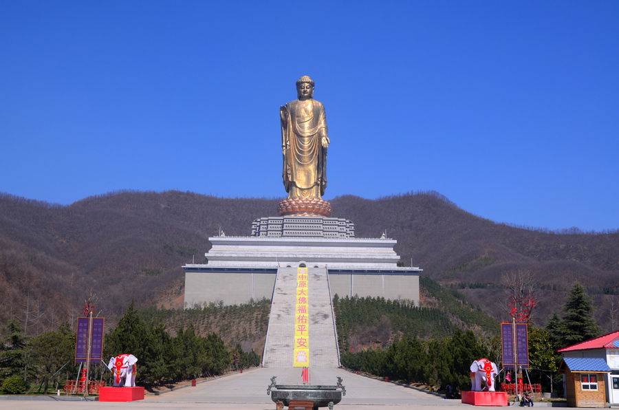 世界最高的3座雕像,有一座在日本,最高一座在中国